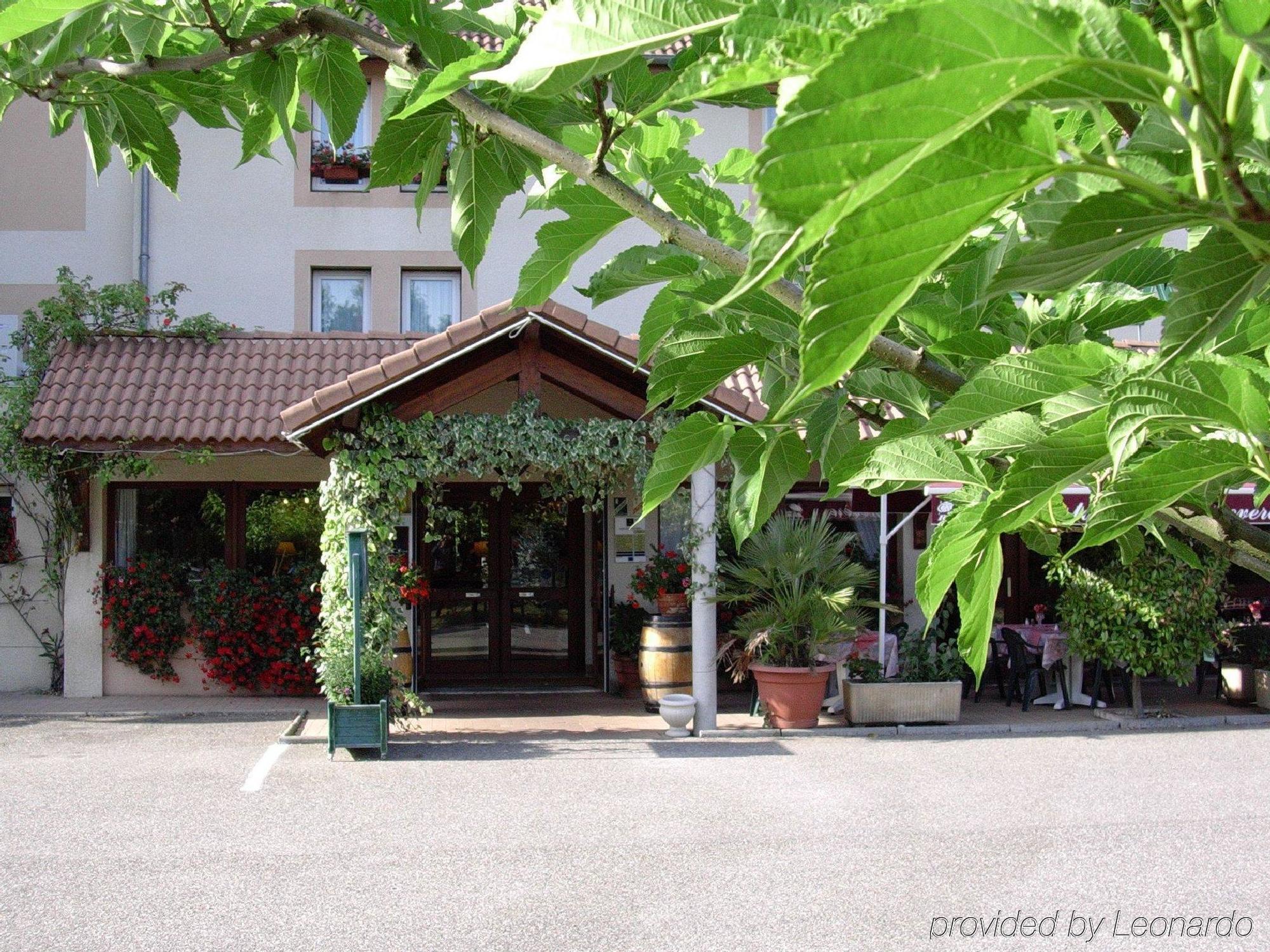 Brit Hotel Agen - L'Aquitaine Le Passage  Exterior photo